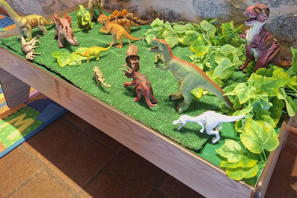 Mesa de dinos