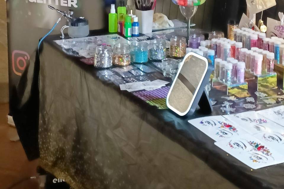 The Glitter Bar