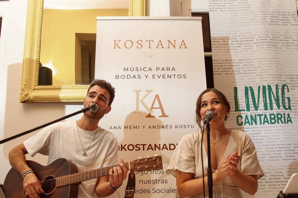 Kostana junto a living