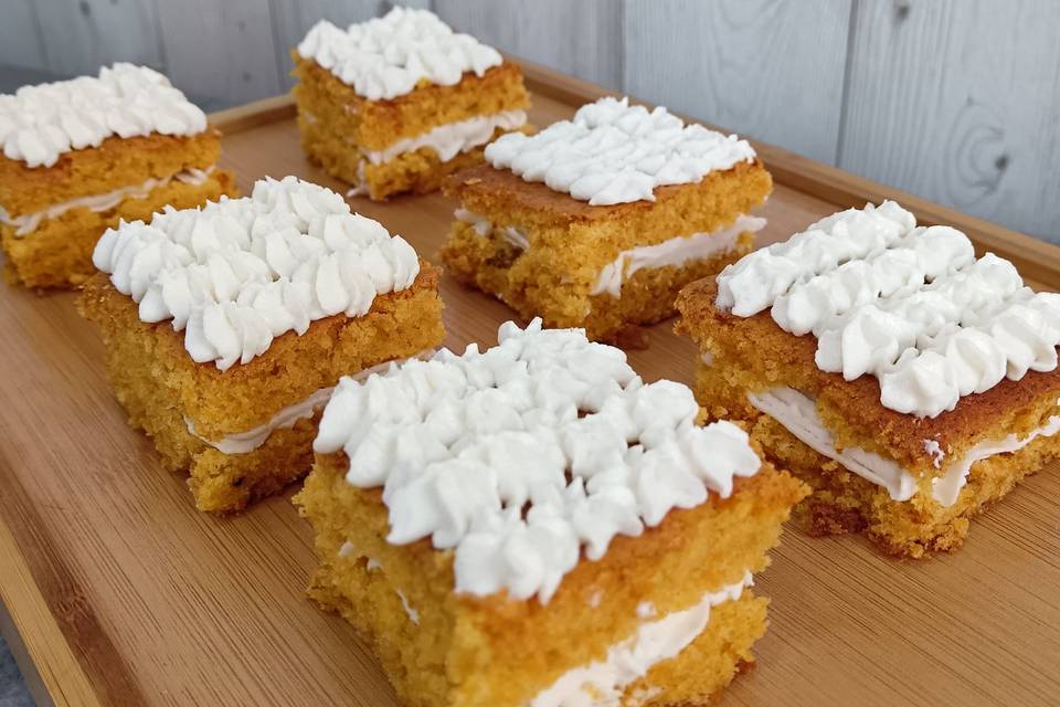Cuadraditos carrot cake