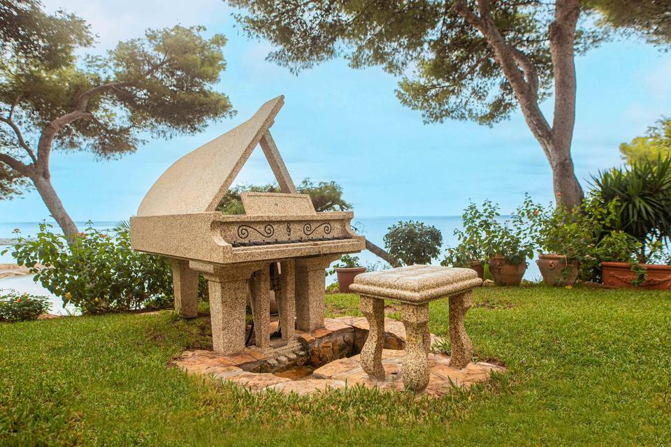 Piano de piedra