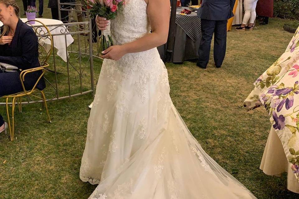 El Vestido De La Novia