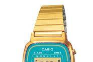 Reloj Casio dorado y turquesa