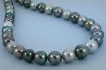 Perla gris natural de Tahití