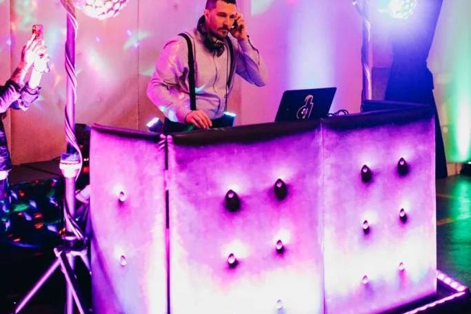 DJ cabina ambiente