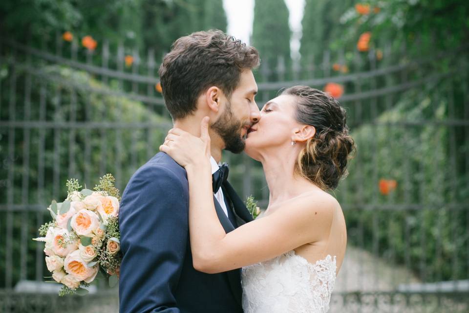 Beso de los novios