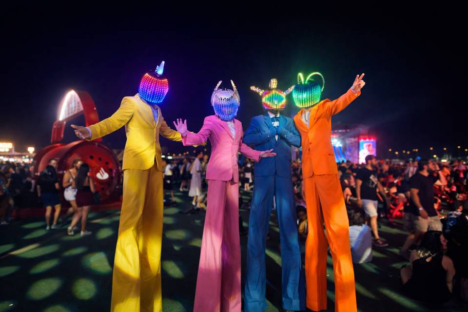 SHOW LED - Smoking Robots