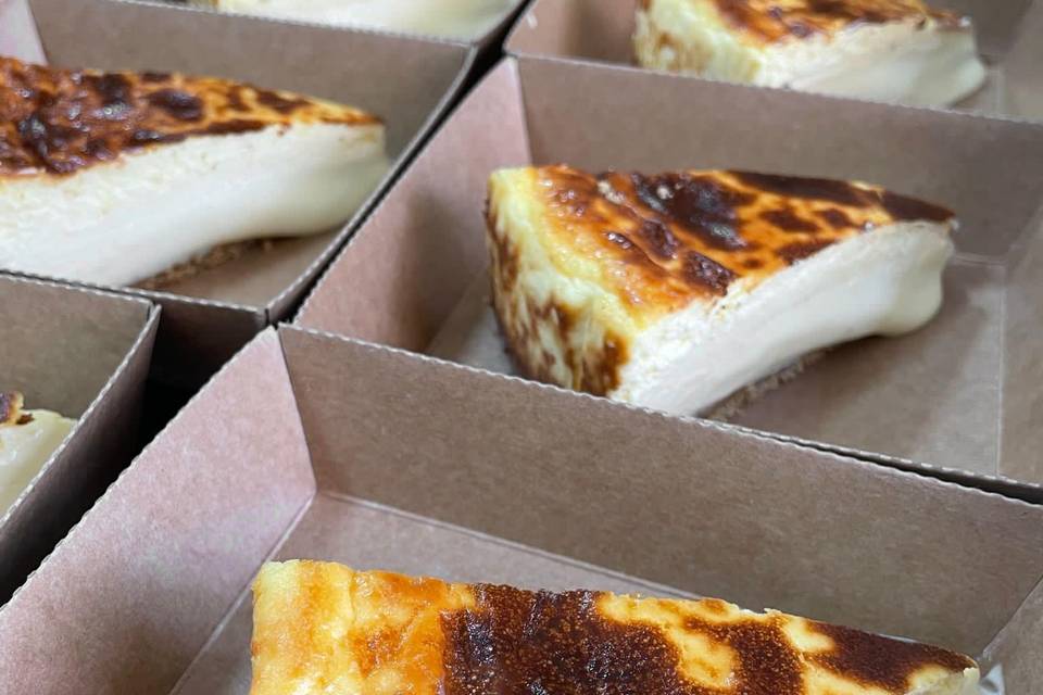 Porciones de tarta de queso