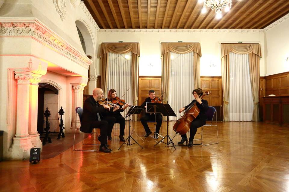 Sotto Voce, cuarteto en evento