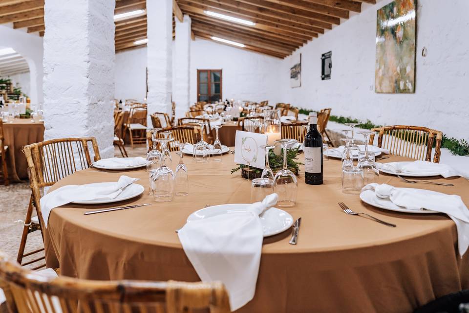 Banquete en salón interior