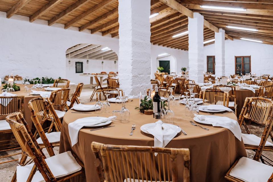 Banquete en salón interior