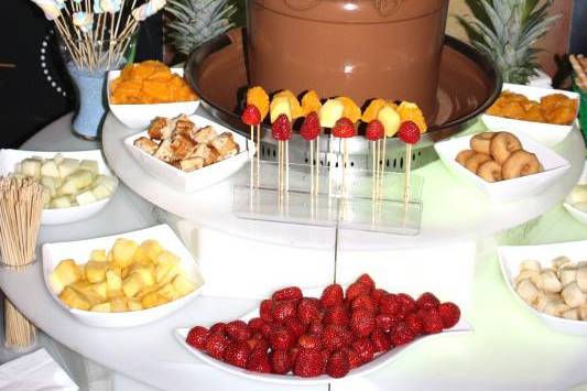 Alquiler fuente de chocolate madrid para todo tipo de eventos, fiestas.