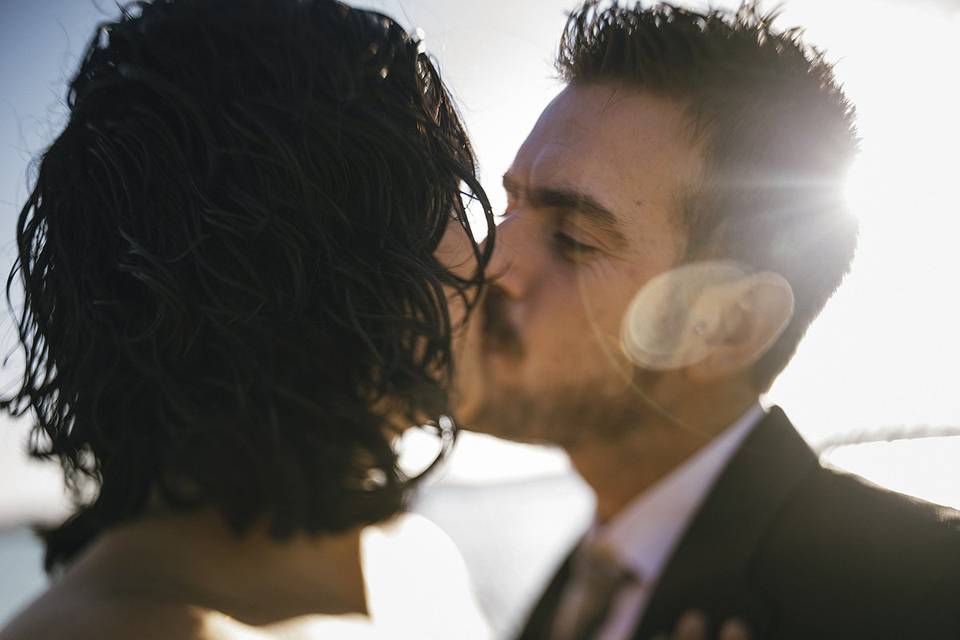 Beso novios