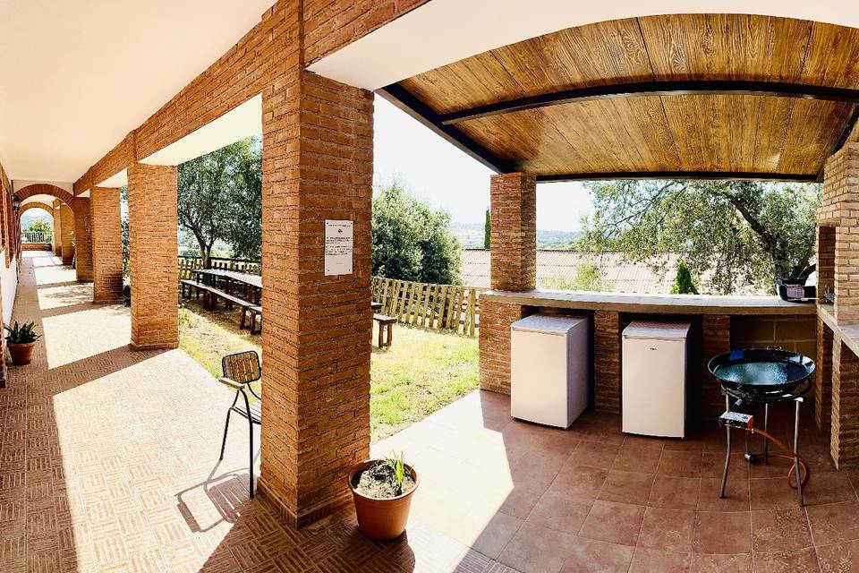 Barbacoa exterior - casa rural