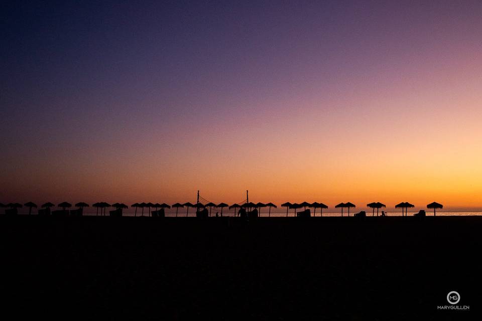 Playa atardecer