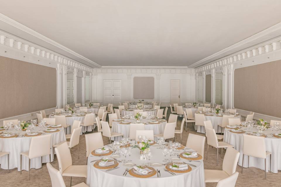 Banquete interior salón Real