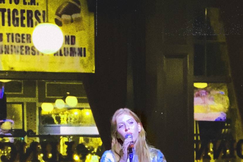 Los Angeles, California - Live