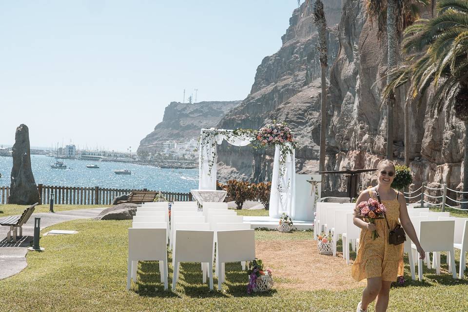 Happily Wedding Planner