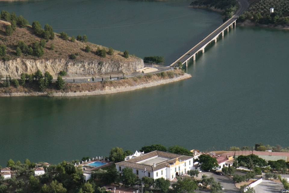 Hotel Caserío de Iznájar