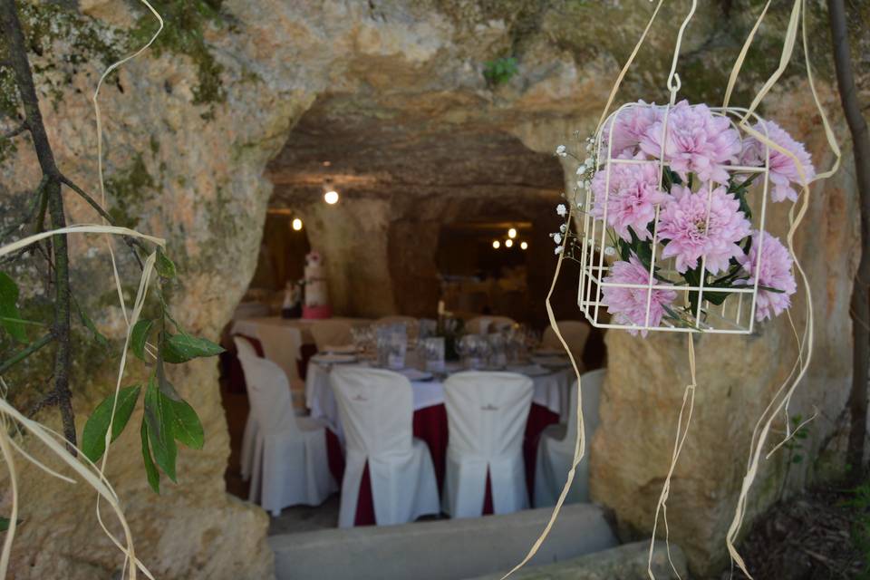 Celebración en las cuevas