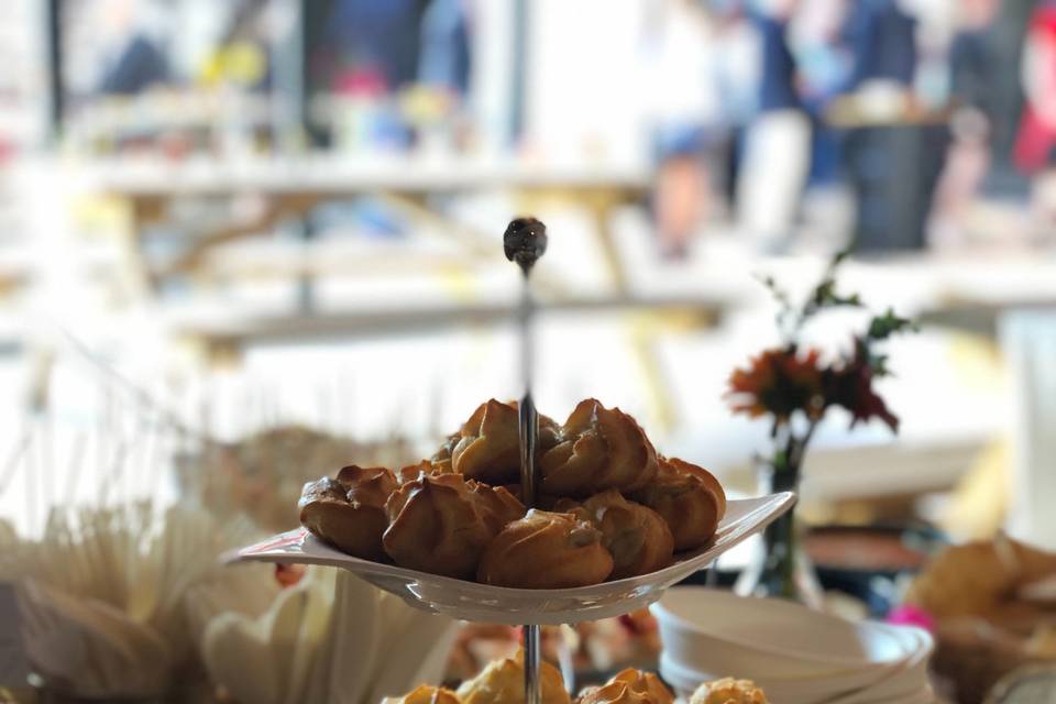 Profiteroles de babaganoush