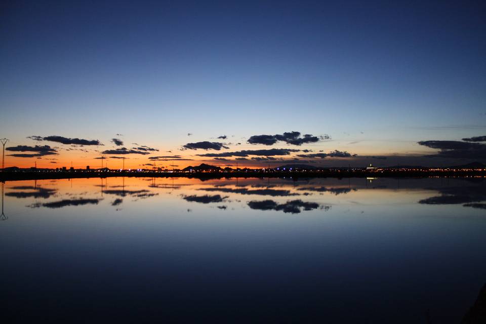 Puesta de sol en las salinas