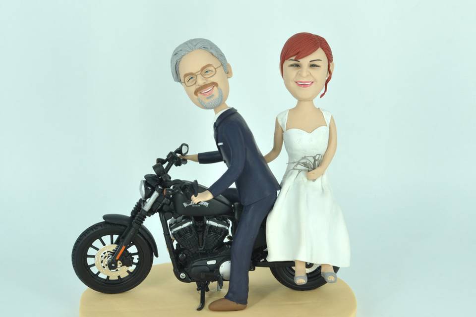 Pareja en moto