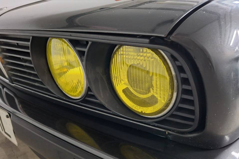 Faros amarillos