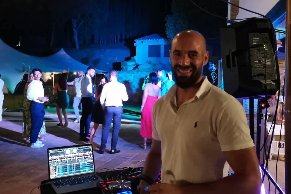 DJ Oscar Coduras