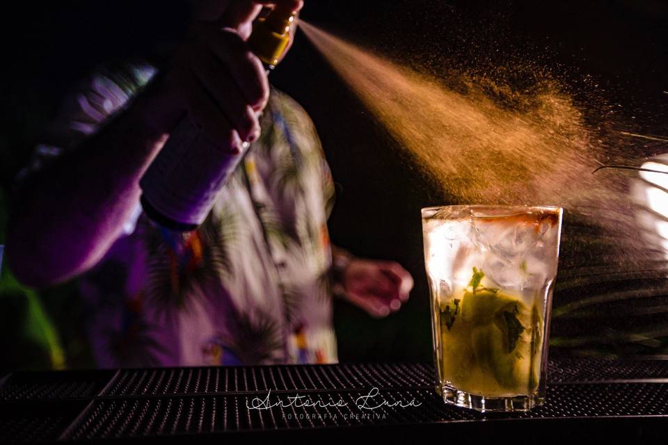 Flair & Cocktails