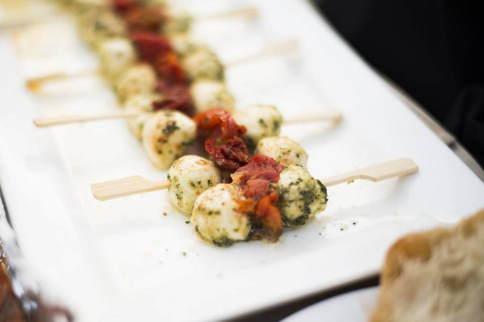 Brocheta de tomate cherry