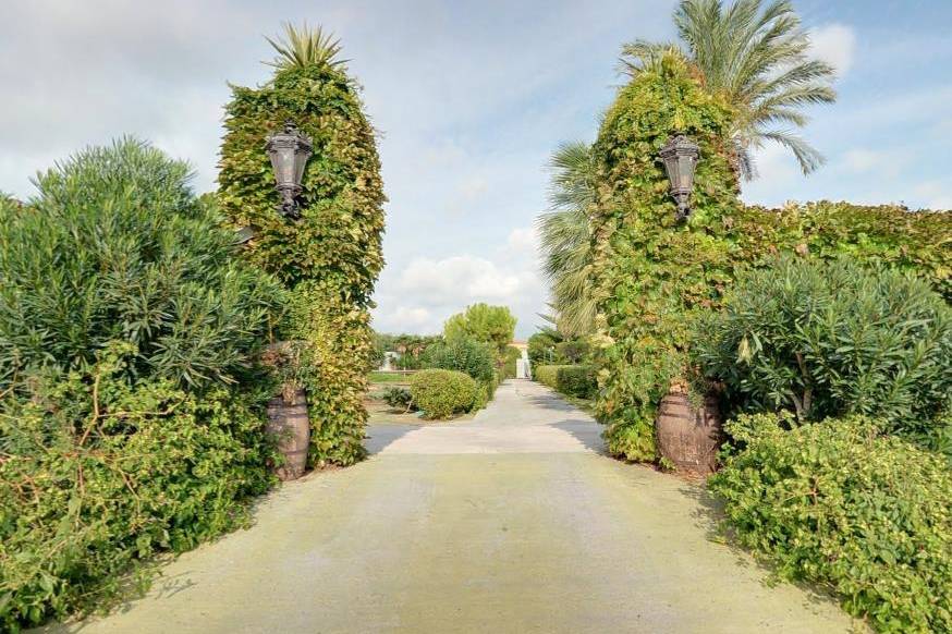 Entrada a masia vilanoveta