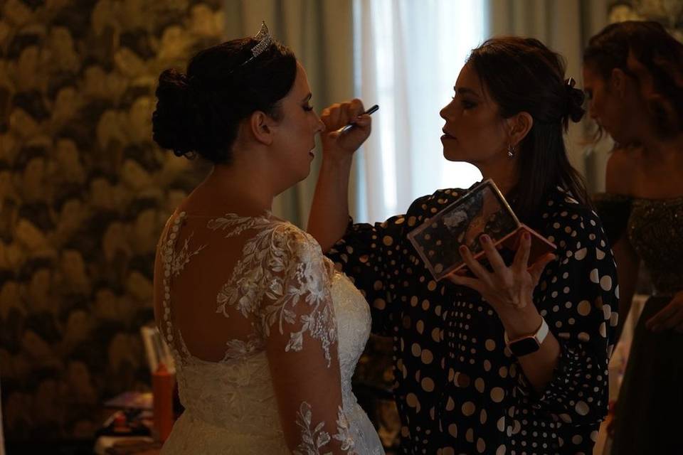 Es7her Makeup