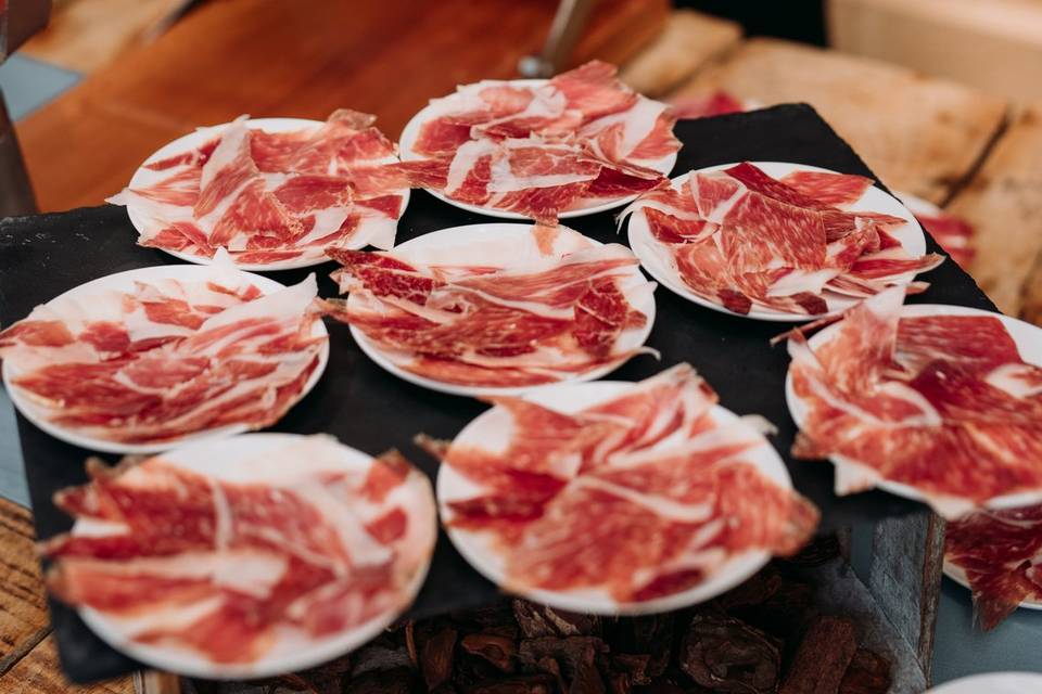 Mesa de jamón Gau