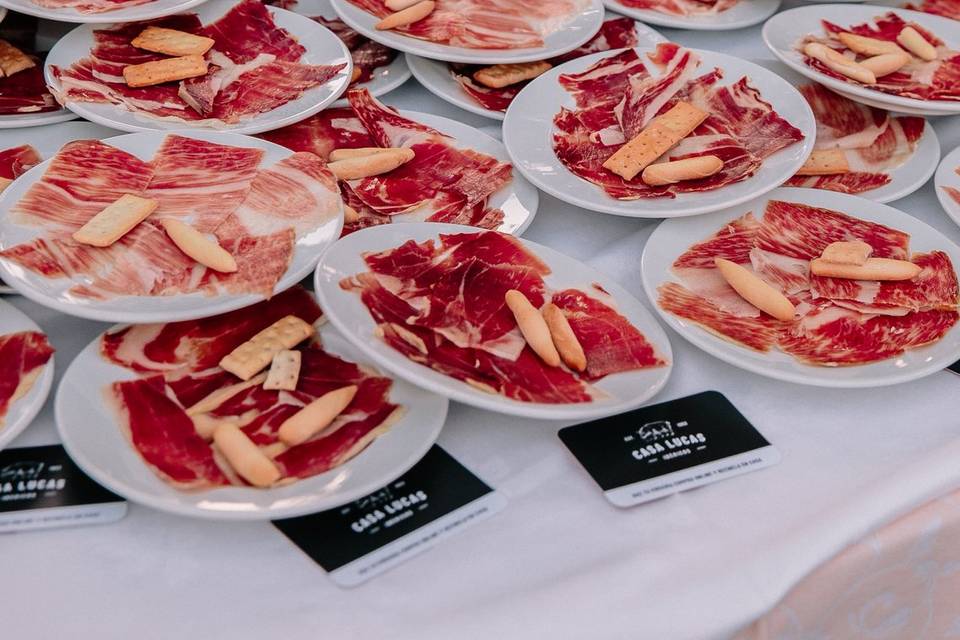 Jamón con cortador