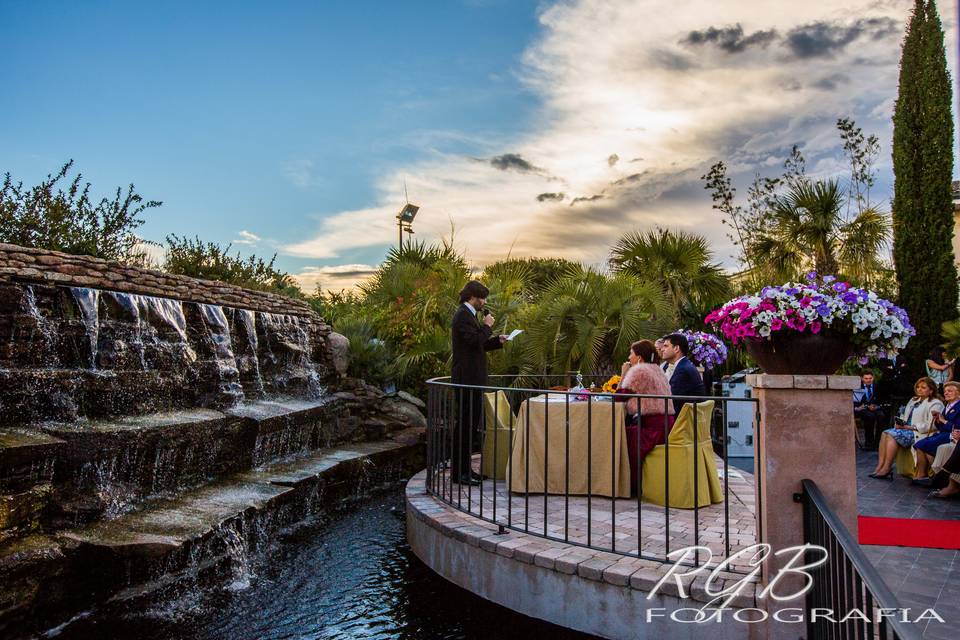 Cóctel en jardín de la cascada