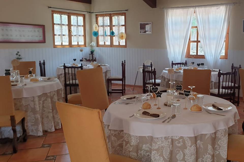 Salón para comuniones y bodas