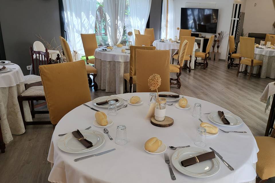 Salón para comuniones y bodas