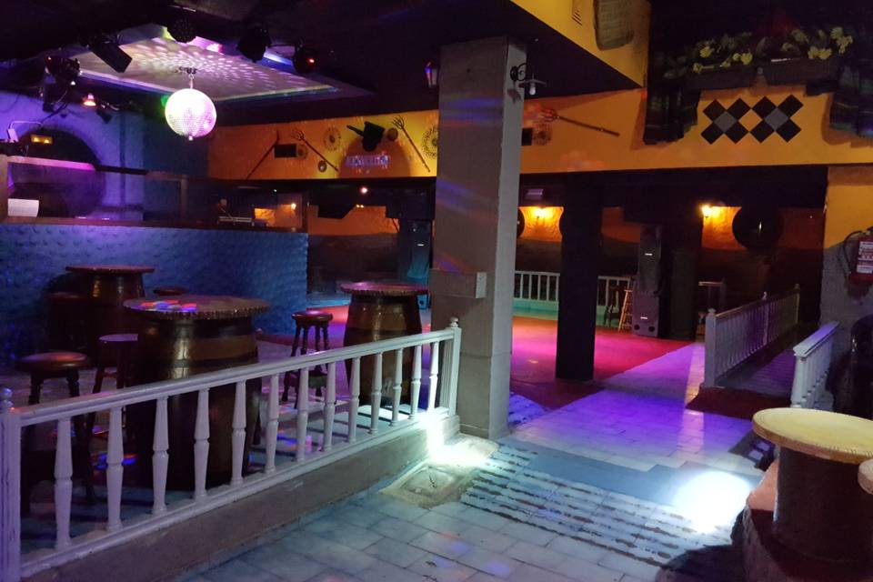 Vuestra discoteca