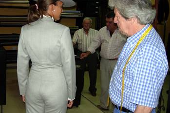 Pepe Berenguer en su taller de Vejer