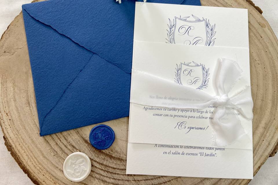 Invitación “Escudo Elegante”