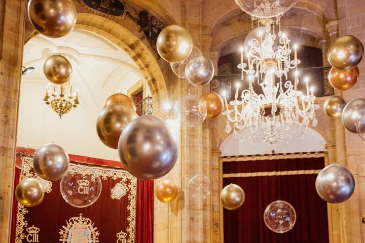 DECORACION CON GLOBOS TECHO