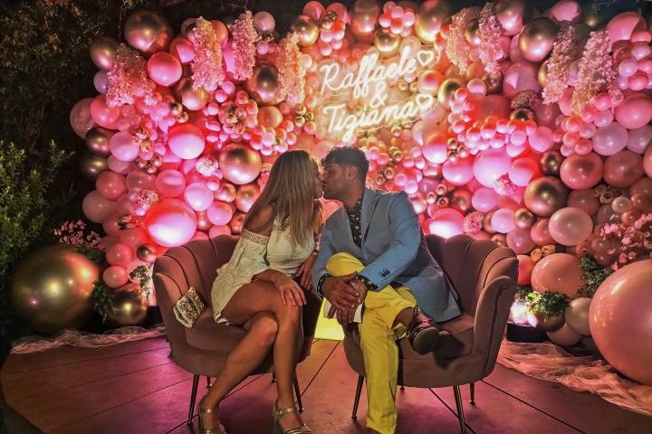 PHOTOCALL MURAL DE GLOBOS