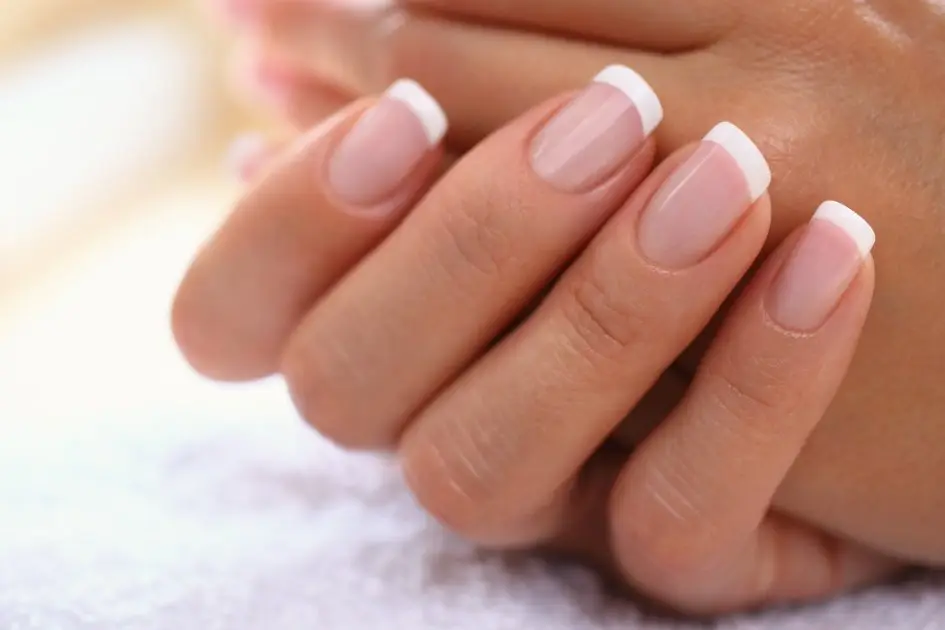 Diferencia entre uñas de gel uñas acrílicas y uñas de porcelana   Blogmujerescom