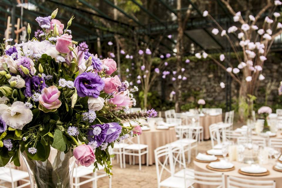 Montaje de banquete de boda