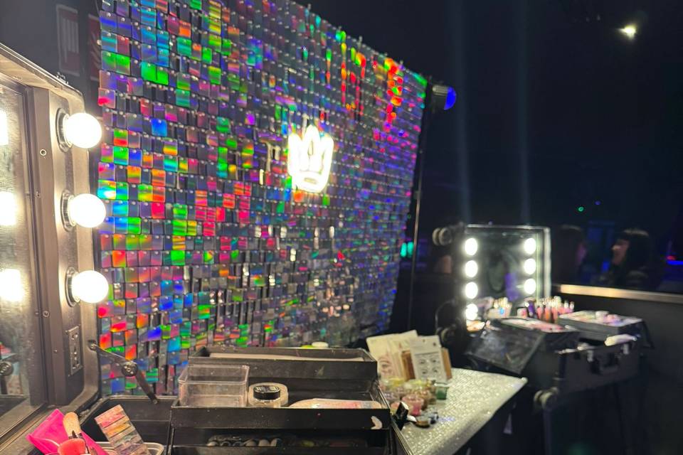 Glitter bar