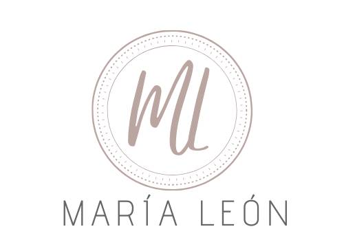 María León - Makeup artist