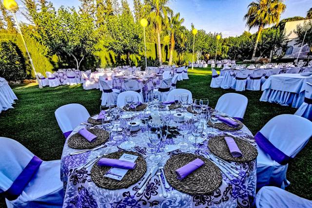 Montaje de boda en jardines