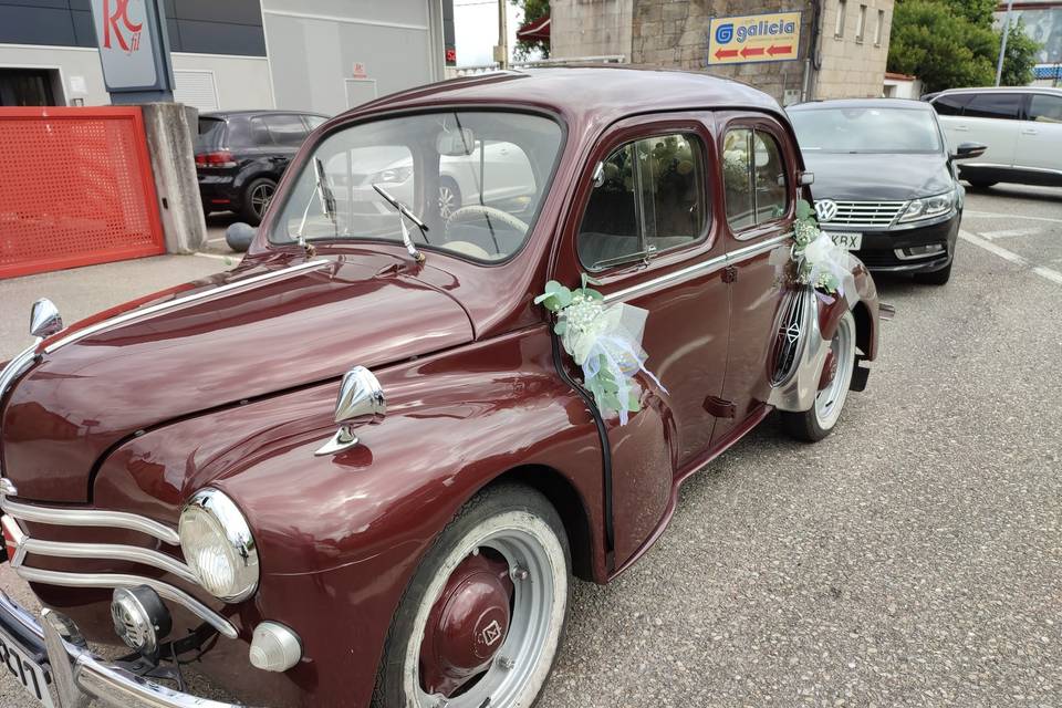 Renault 4 4