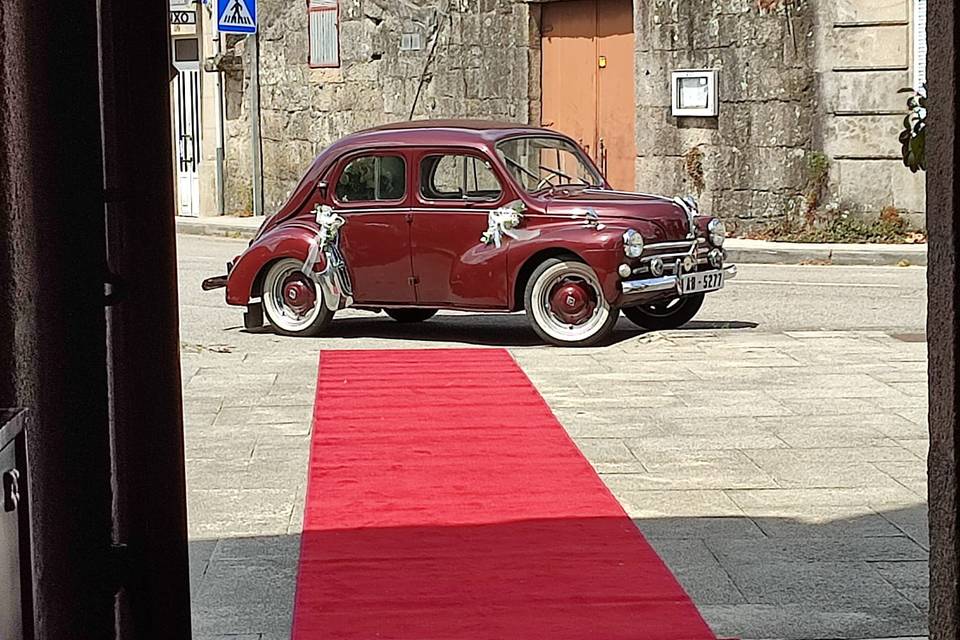 Renault 4 4